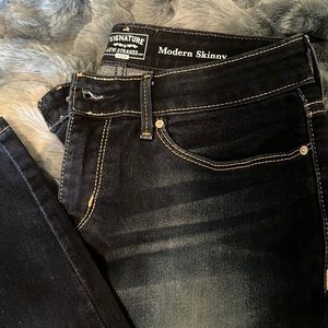 Women’s Levi’s Modern Skinny Jean 6S